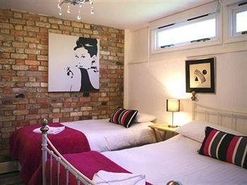 Braywood House Bed & Breakfast Huntingdon Ngoại thất bức ảnh