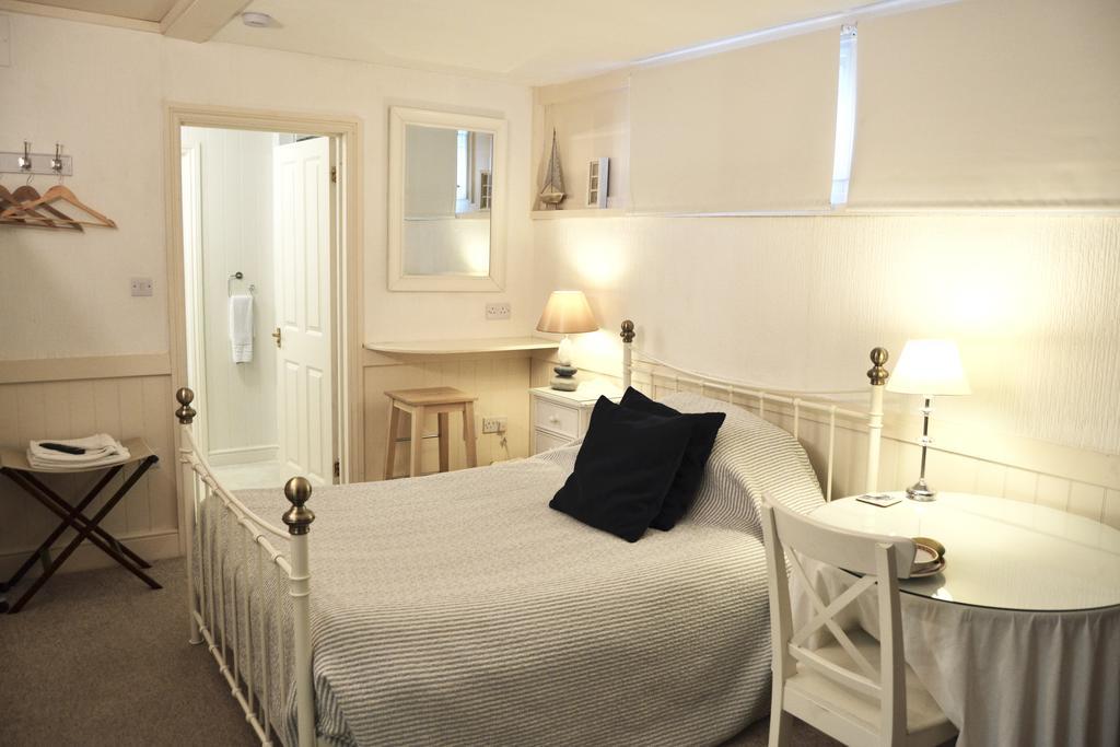 Braywood House Bed & Breakfast Huntingdon Ngoại thất bức ảnh